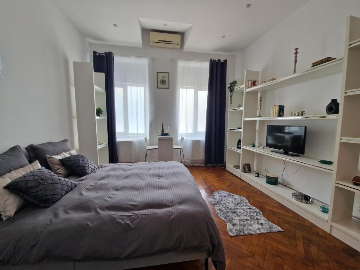Boheme Cismigiu Studio Bucureşti Ngoại thất bức ảnh
