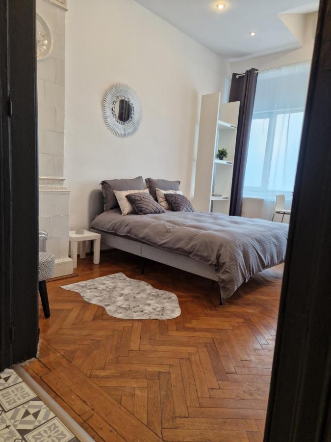 Boheme Cismigiu Studio Bucureşti Ngoại thất bức ảnh